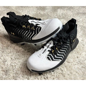 Under Armour Men's Harper 9 Pro TPU Baseball Shoes Size 8